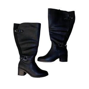 Black Knee-High Women's WIDE CALF Boots